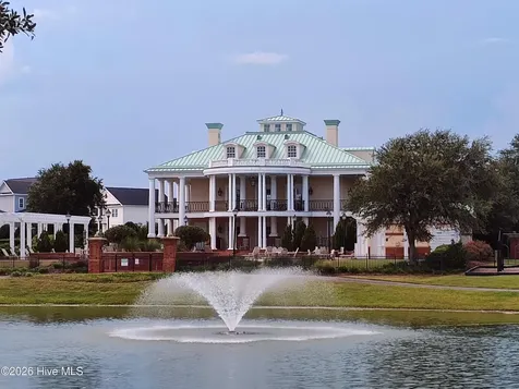 101 Nautical Pointe Newport NC 28570