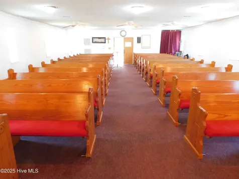 1505 Woodlawn Street Laurinburg NC 28352