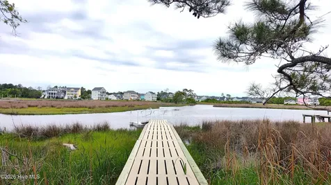 214 Colleton Square Newport NC 28570