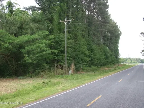 0 Pages Lake Road Saint Pauls NC 28384