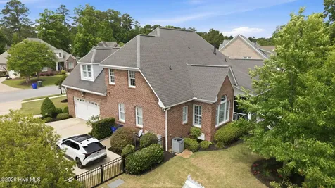 821 Chesapeake Place Greenville NC 27858