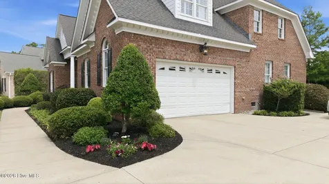 821 Chesapeake Place Greenville NC 27858