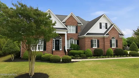 821 Chesapeake Place Greenville NC 27858