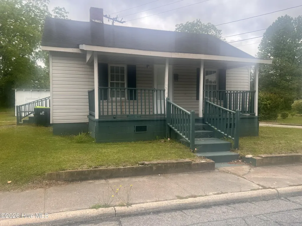 218 N Martin Luther King Jr Drive Williamston NC 27892