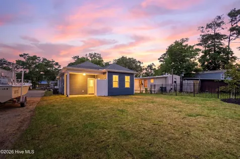 130 NE 75th Street Oak Island NC 28465