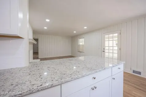 505 Lafayette Street Clinton NC 28328