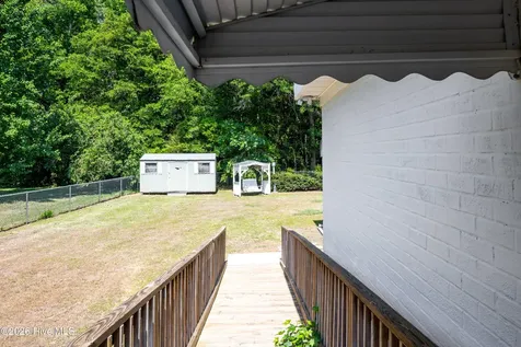 505 Lafayette Street Clinton NC 28328