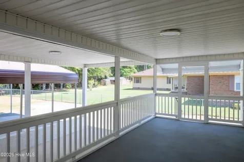 505 Lafayette Street Clinton NC 28328