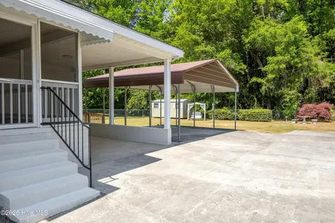 505 Lafayette Street Clinton NC 28328
