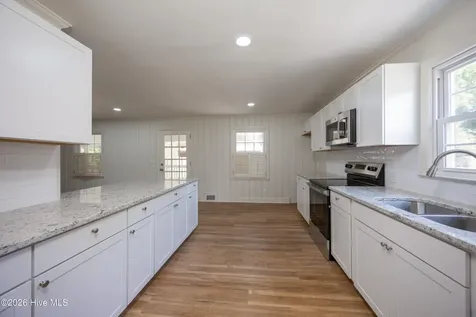 505 Lafayette Street Clinton NC 28328