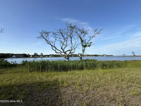 564 Sheldrake Court Beaufort NC 28516