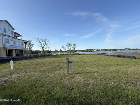 564 Sheldrake Court Beaufort NC 28516