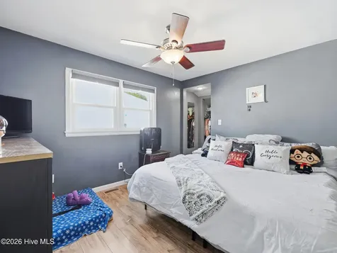 310 White Oak Street Jacksonville NC 28540