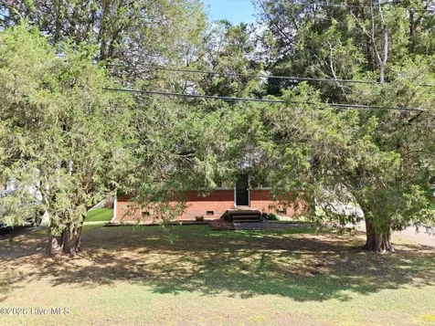 310 White Oak Street Jacksonville NC 28540