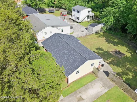 310 White Oak Street Jacksonville NC 28540