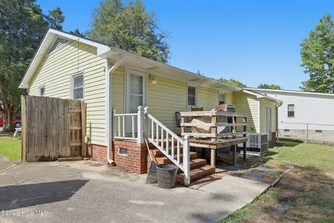 310 White Oak Street Jacksonville NC 28540