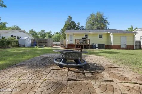 310 White Oak Street Jacksonville NC 28540