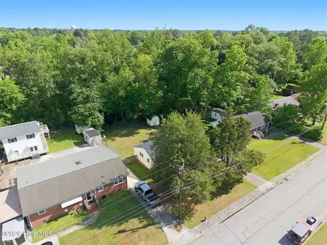310 White Oak Street Jacksonville NC 28540