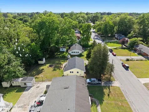 310 White Oak Street Jacksonville NC 28540