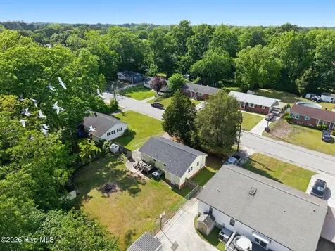 310 White Oak Street Jacksonville NC 28540