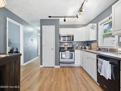 310 White Oak Street Jacksonville NC 28540