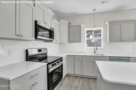 704 N Pebble Branch Court Holly Ridge NC 28445