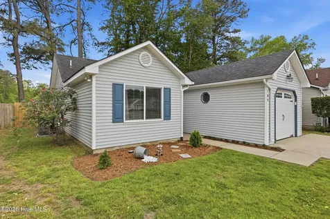 109 Bayberry Drive Elizabeth City NC 27909