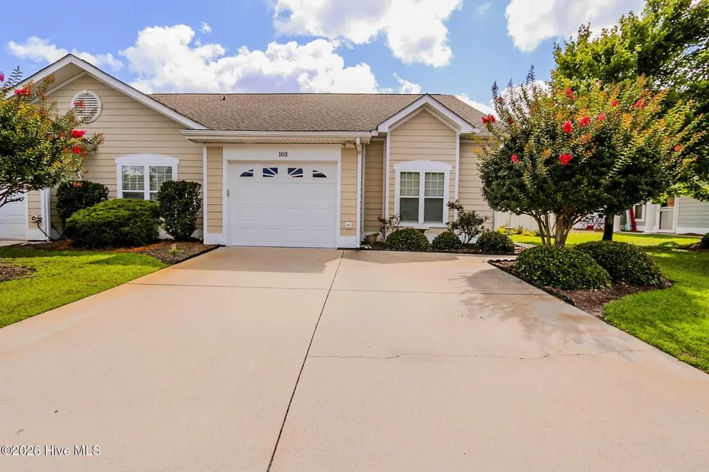 103 Treasure Cove Newport NC 28570
