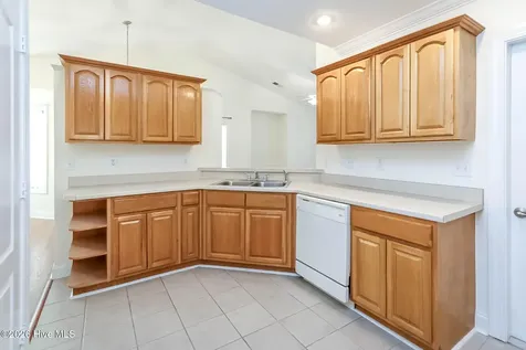 103 Treasure Cove Newport NC 28570