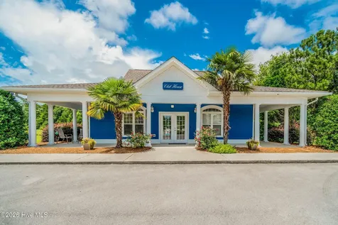 103 Treasure Cove Newport NC 28570