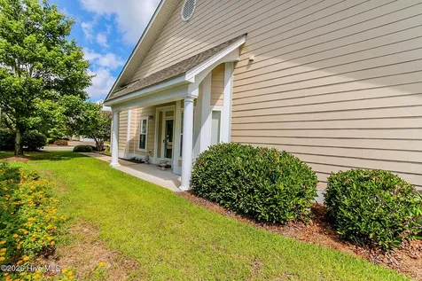 103 Treasure Cove Newport NC 28570