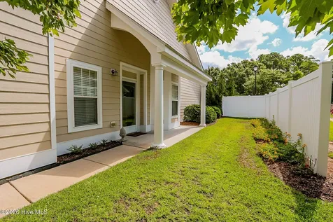 103 Treasure Cove Newport NC 28570