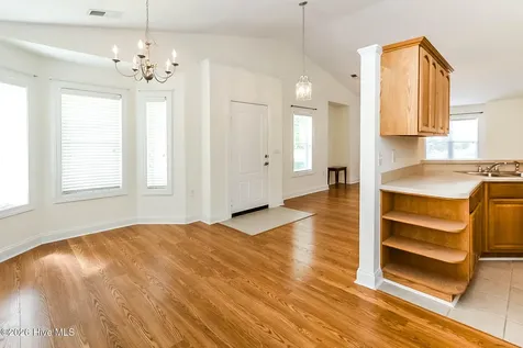 103 Treasure Cove Newport NC 28570