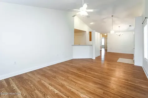 103 Treasure Cove Newport NC 28570
