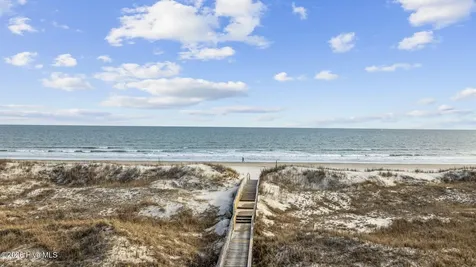 407 35th Street Sunset Beach NC 28468