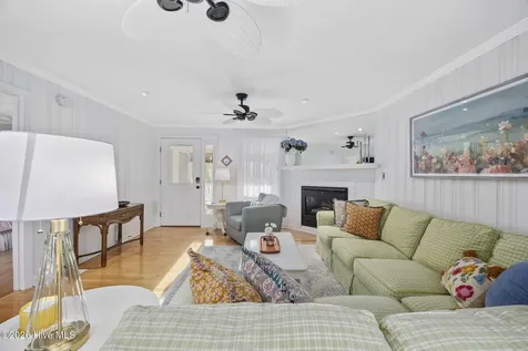 407 35th Street Sunset Beach NC 28468