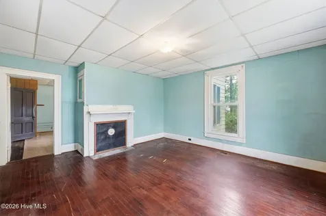211 Pollock Street Pollocksville NC 28573