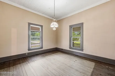 211 Pollock Street Pollocksville NC 28573