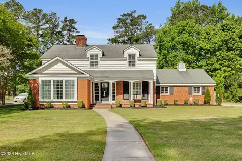 1912 Greenbriar Road Kinston NC 28501