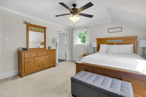 1912 Greenbriar Road Kinston NC 28501