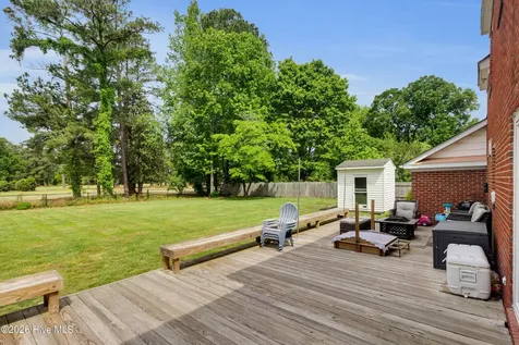 1912 Greenbriar Road Kinston NC 28501