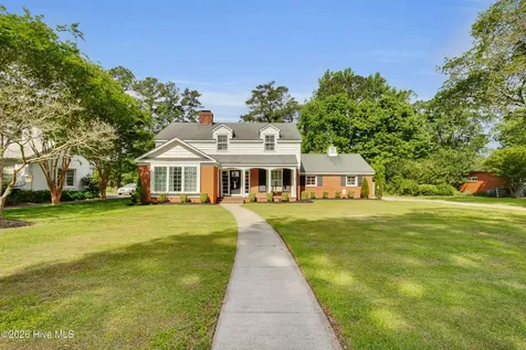 1912 Greenbriar Road Kinston NC 28501