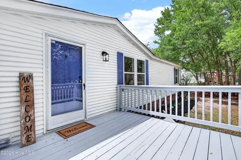 335 Queens Haven Road Hubert NC 28539