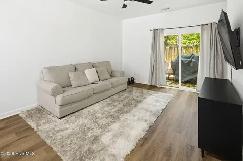 5605 Moss Vine Place Wilmington NC 28403