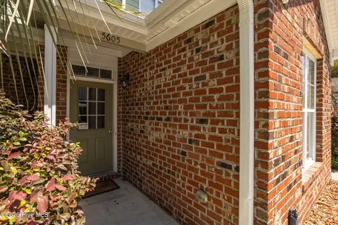 5605 Moss Vine Place Wilmington NC 28403