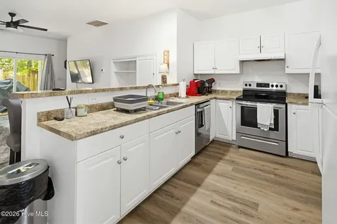 5605 Moss Vine Place Wilmington NC 28403