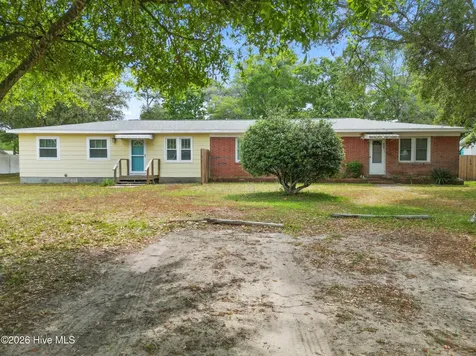 404 Norton Street Oak Island NC 28465