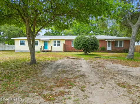404 Norton Street Oak Island NC 28465