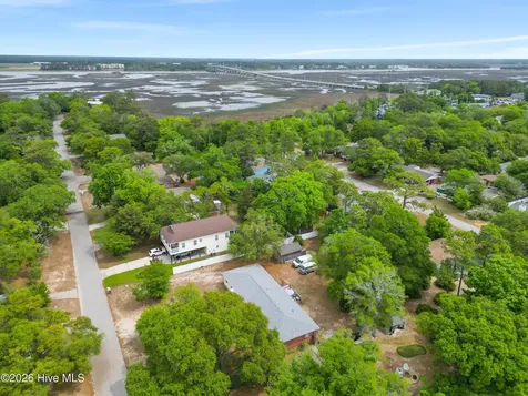404 Norton Street Oak Island NC 28465
