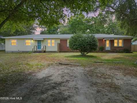 404 Norton Street Oak Island NC 28465
